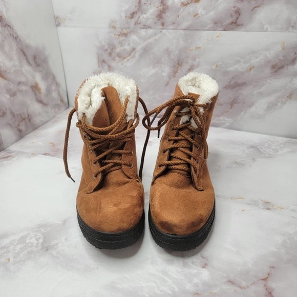 Sql Tie up sherpa interior faux suede combat boots - Picture 4 of 11